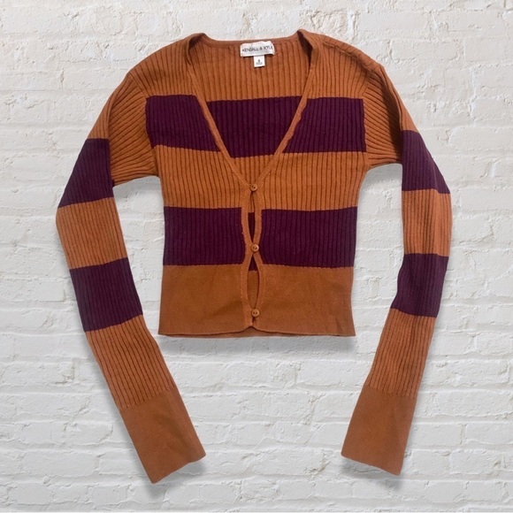 Kendall & Kylie Tops - Kendall & Kylie Ribbed Cut-out Long Sleeve